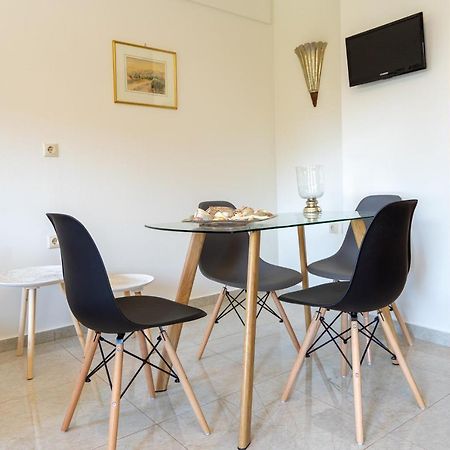 Meteoron Theasis Apartment กาลัมปากา ภายนอก รูปภาพ